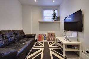 Lounge- click for photo gallery